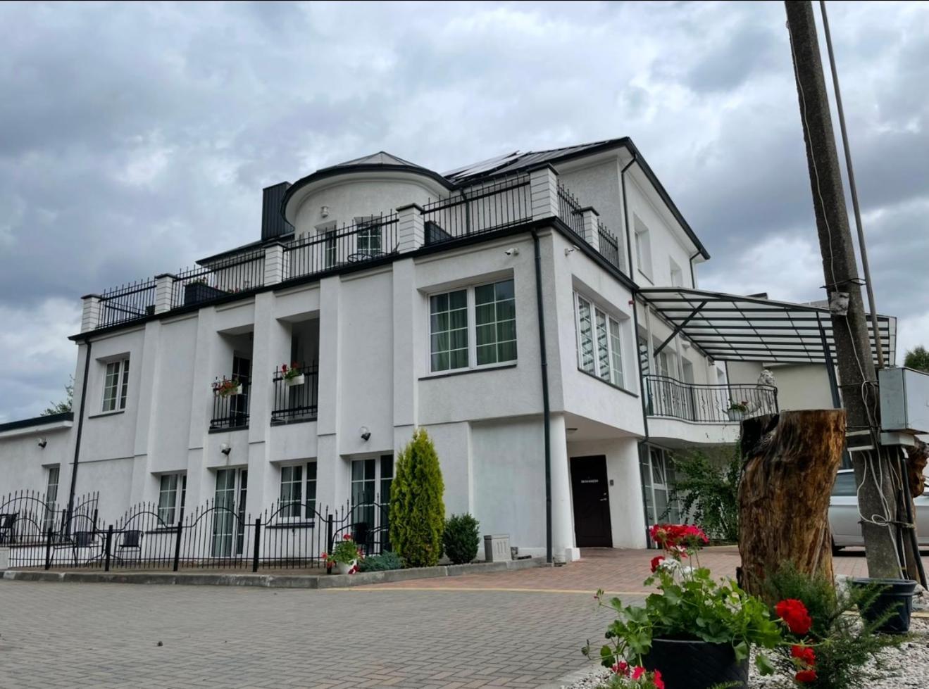 La-Vanda Šiauliai Buitenkant foto